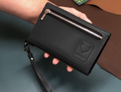 Portfel premium z dwoma kieszeniami na karty i technologią RFID